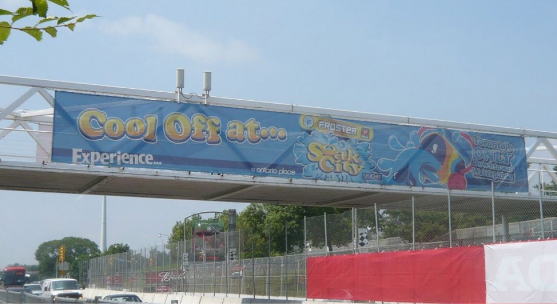 Froster Soar City Banner